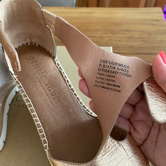 Gentle Souls sandals - Picture 4 of 12